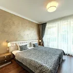 Aparthotel Penelopa Palace & 4*