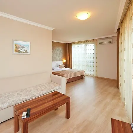 Apart-hotel Penelopa Palace &