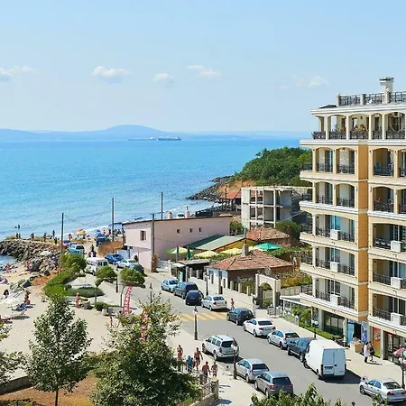 Apart-hotel Penelopa Palace & 4*