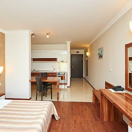 Apart-hotel Penelopa Palace & Pomorie