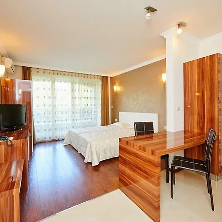 Apart-hotel Penelopa Palace & Pomorie