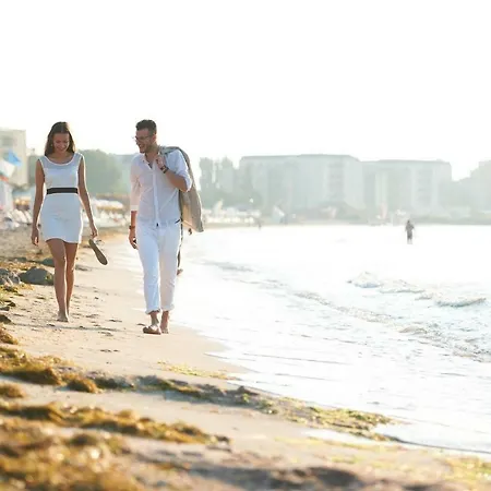 Penelopa Palace & Apart-hotel Pomorie