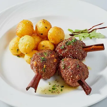 Penelopa Palace & Apart-hotel