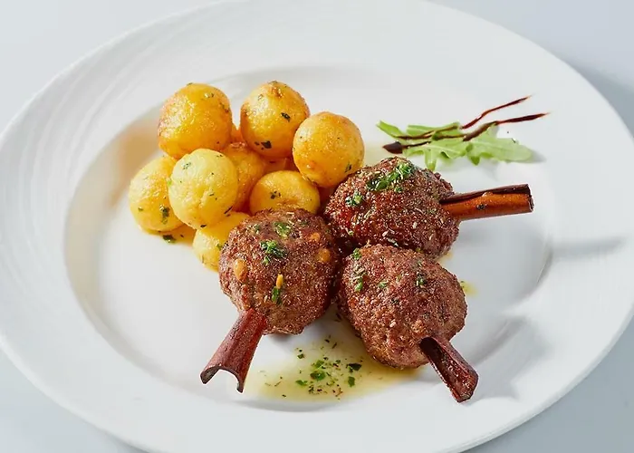 Penelopa Palace & Apartmanhotel