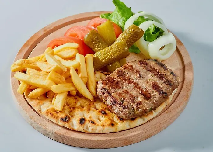 Penelopa Palace & Apartmanhotel Pomorie