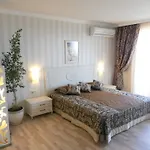Penelopa Palace &