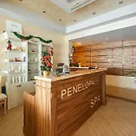 Lägenhetshotell Penelopa Palace & 4*