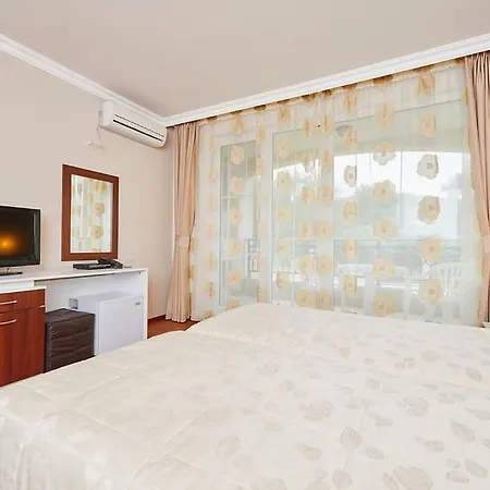 Penelopa Palace & 4* Ahyolu