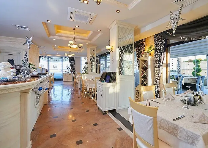 Penelopa Palace & Apart Otel 4*